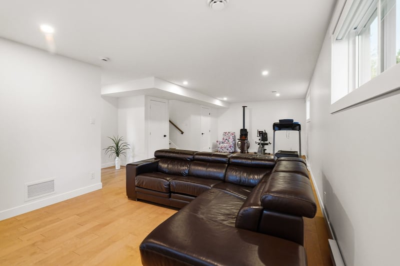 Luxury estate at 63 Rue Farly, Sorel-Tracy, QC — photo 47