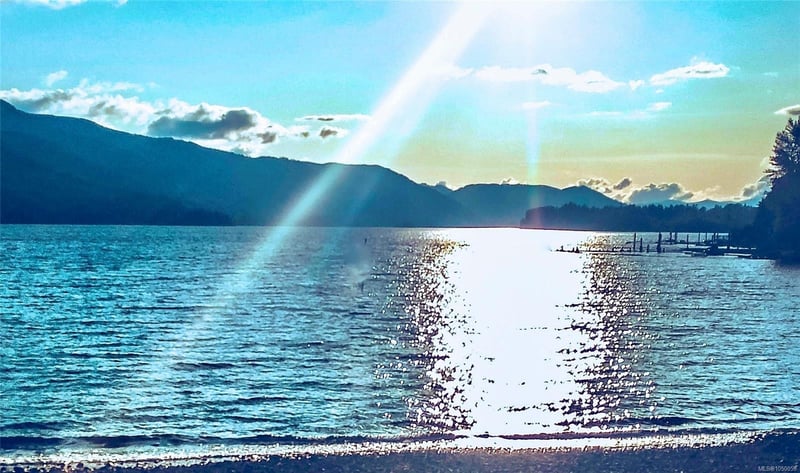 Luxury estate at Lot B Sa-Seen-Os Road, Youbou, BC — photo 26