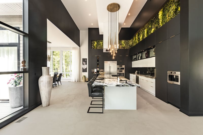 Luxury estate at 757 Rue des Chardonnerets, Mont-Saint-Hilaire, QC — photo 16