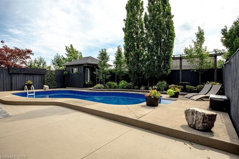 Luxury estate at 55 Chianti Crescent, Hamilton, ON — photo 34