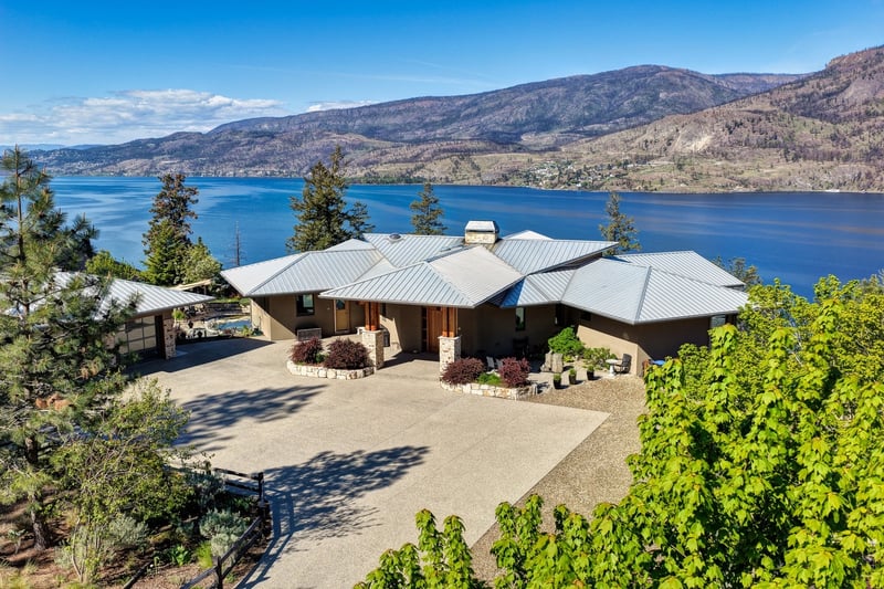 Luxury estate at 328 Lochview Road, Kelowna, BC — photo 3