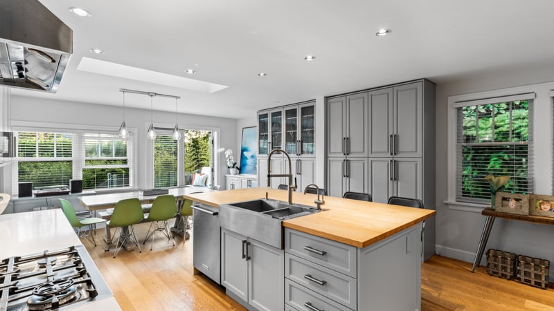 Luxury estate at 2741 Dufferin Avenue, Victoria, BC — photo 32