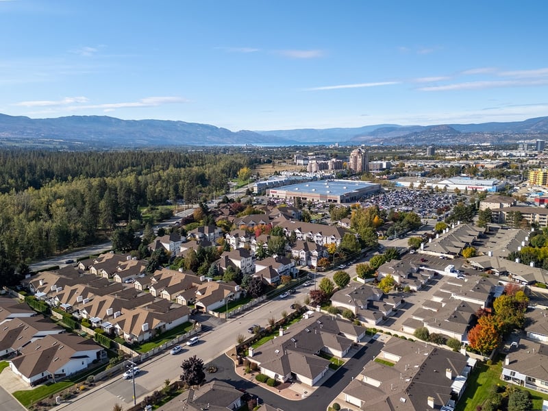 Luxury estate at 1853 Parkview Crescent #21, Kelowna, BC — photo 15