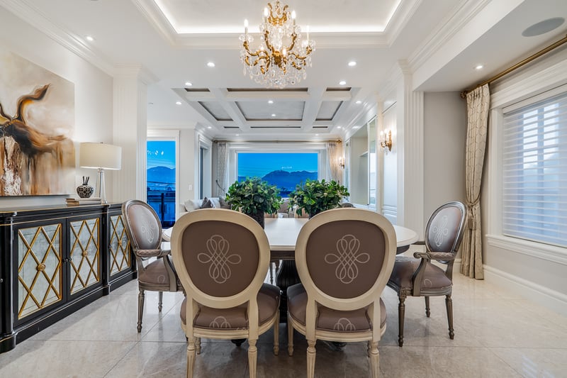 Luxury estate at 2478 Crown Street, Vancouver, BC — photo 3