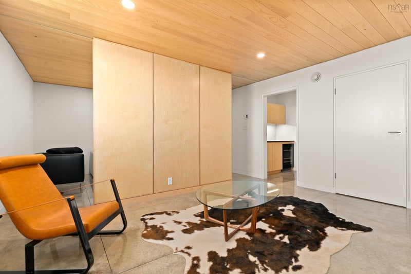 Luxury estate at 71 Hell Point Road, Halifax — photo 18