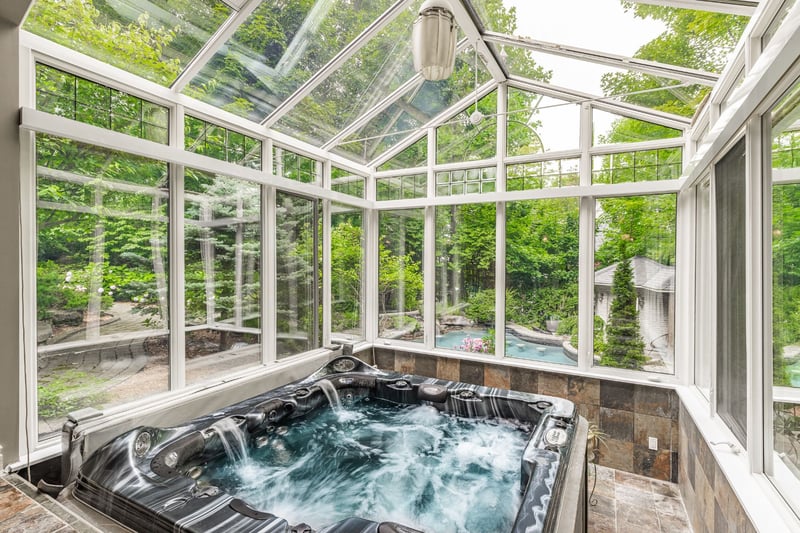 Luxury estate at 53 Av. du Bel-Horizon, Sainte-Julie, QC — photo 23