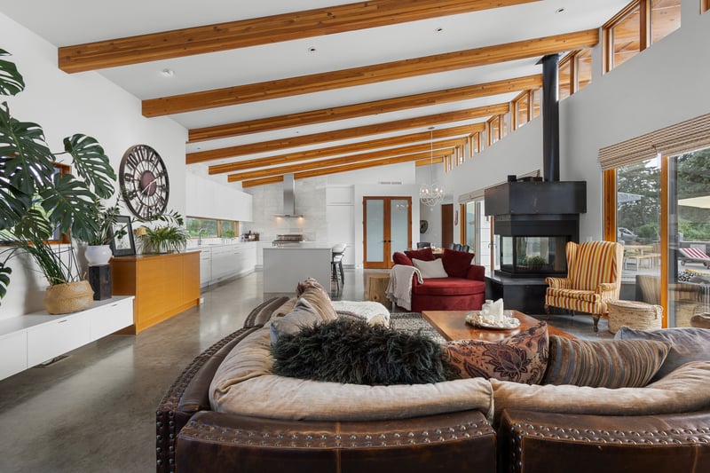 Luxury estate at 3194 Dunster Road, Kelowna, BC — photo 8