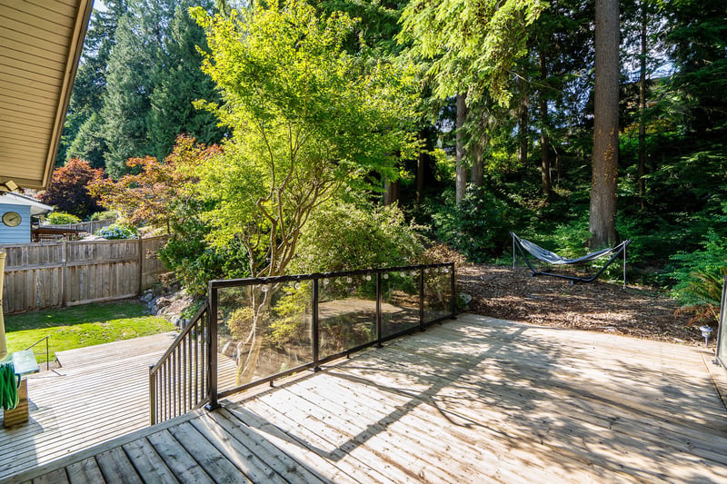 Luxury estate at 137 College Park Way, Port Moody, BC — photo 8