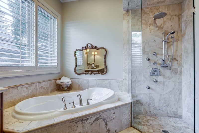 Luxury estate at 21 Harrington Place, Hamilton, ON — photo 14