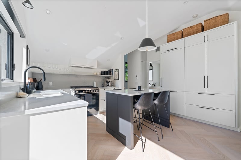 Luxury estate at 4921 Larch Street, Vancouver, BC — photo 16