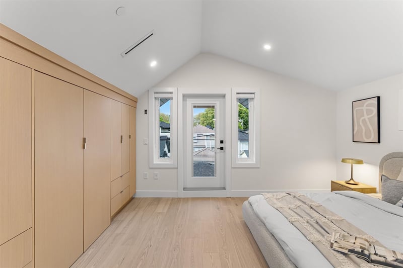 Luxury estate at 2-165 East 45th Avenue, Vancouver, BC — photo 12