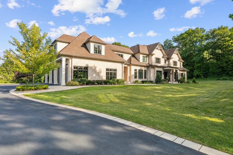 Luxury estate at 2606 Harvest Moon Lane, Burlington, ON — photo 5