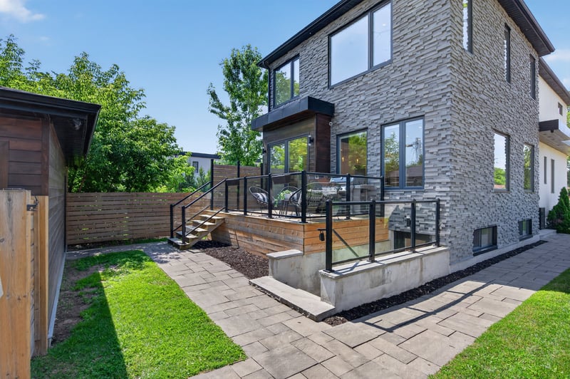 Luxury estate at 1047 Meredith Avenue, Mississauga, ON — photo 29