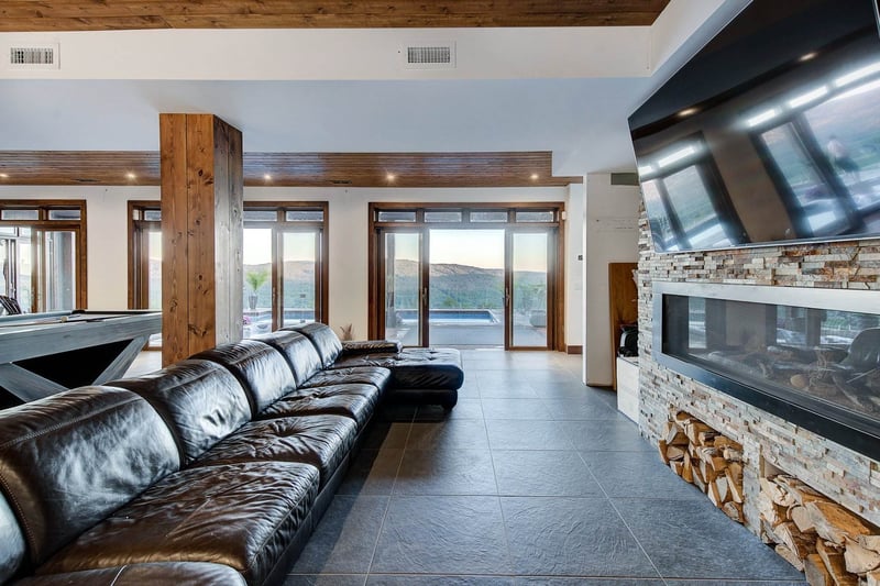 Luxury estate at 280 Rue de la Grande-Corniche, Sainte-Adele — photo 20