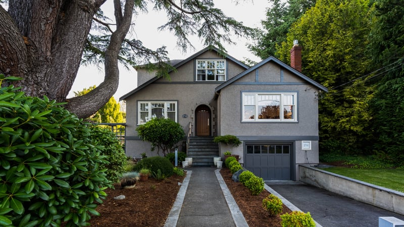 Luxury estate at 2741 Dufferin Avenue, Victoria, BC — photo 23