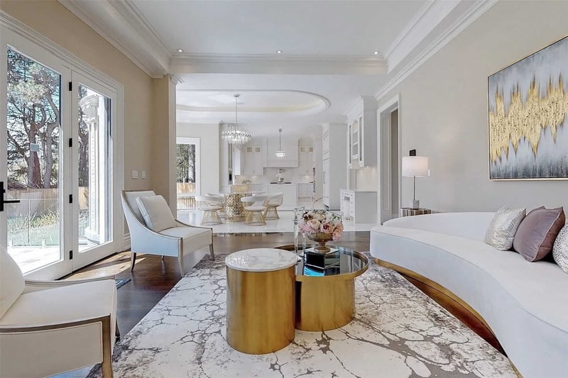 Luxury estate at 4 Sandfield Road, Toronto — photo 15