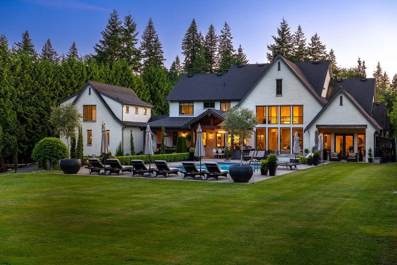 Luxury estate at 7670 240 Street, Langley Township, BC — photo 3