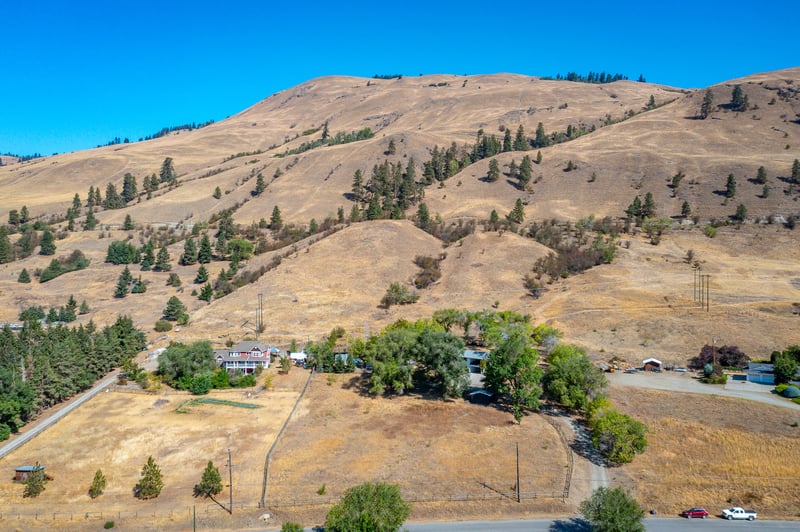 Luxury estate at 7917 Buchanan Road, Vernon, BC — photo 31