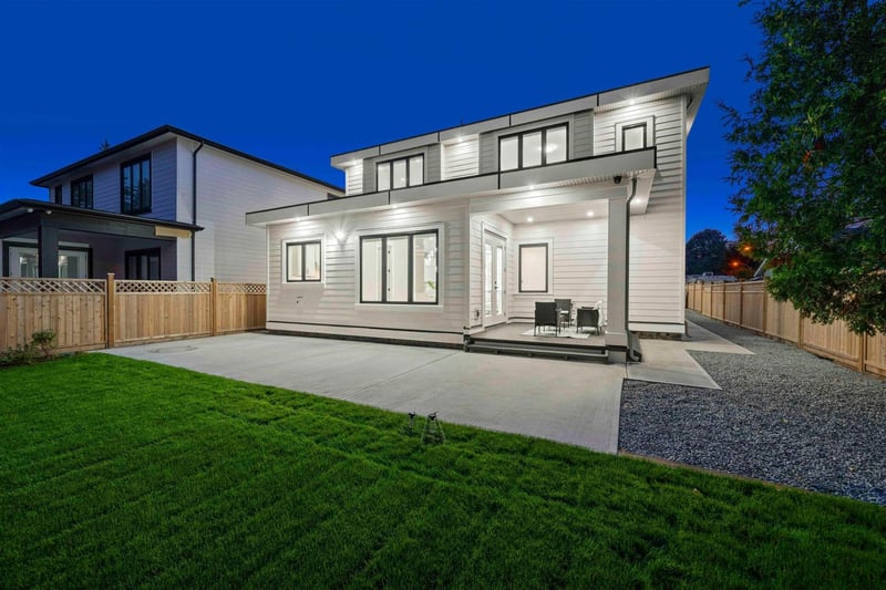 Luxury estate at 2096 Bowler Drive, Surrey, BC — photo 37