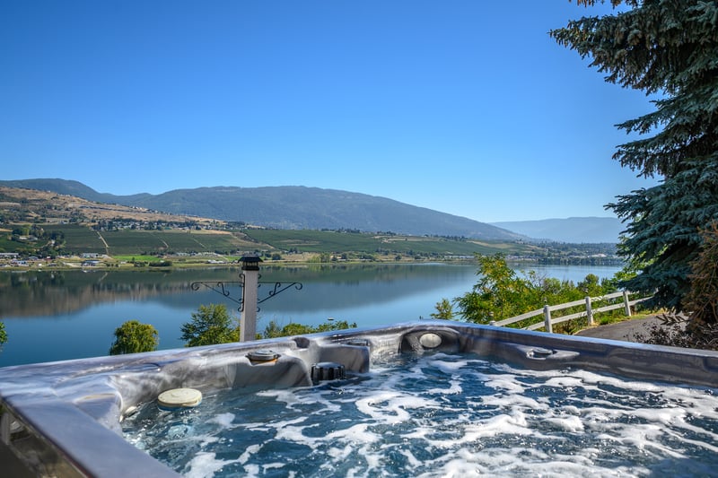 Luxury estate at 7199 Bremmer Road, Vernon, BC — photo 3