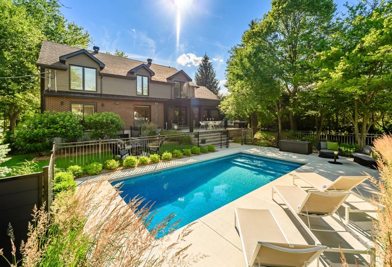 Luxury estate at 264 Rue du Champ-Doré, Saint-Mathieu-de-Beloeil, QC — photo 4