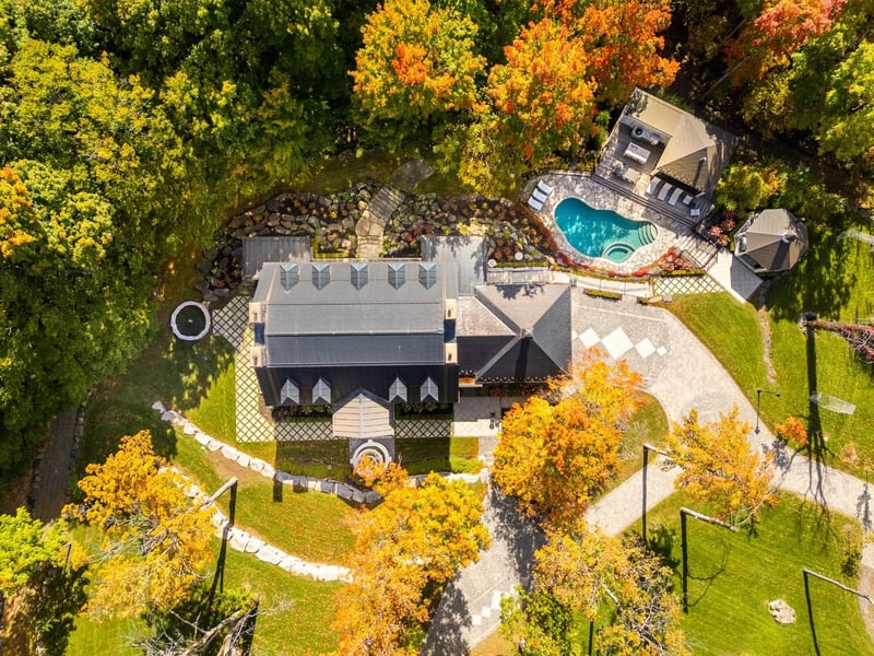 Luxury estate at 1093 Rue Béique, Mont-Saint-Hilaire, QC — photo 81