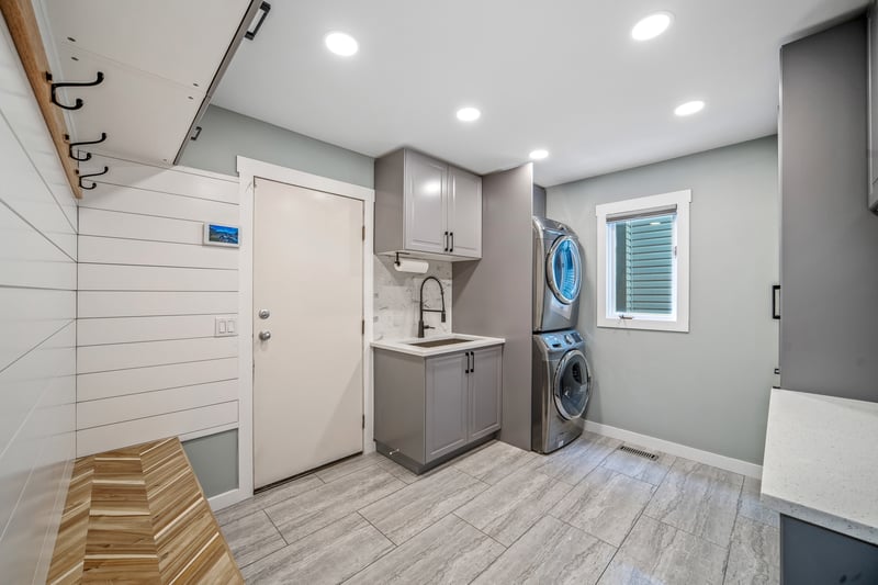 Luxury estate at 76 Stradbrooke Way Southwest, Calgary, AB — photo 19