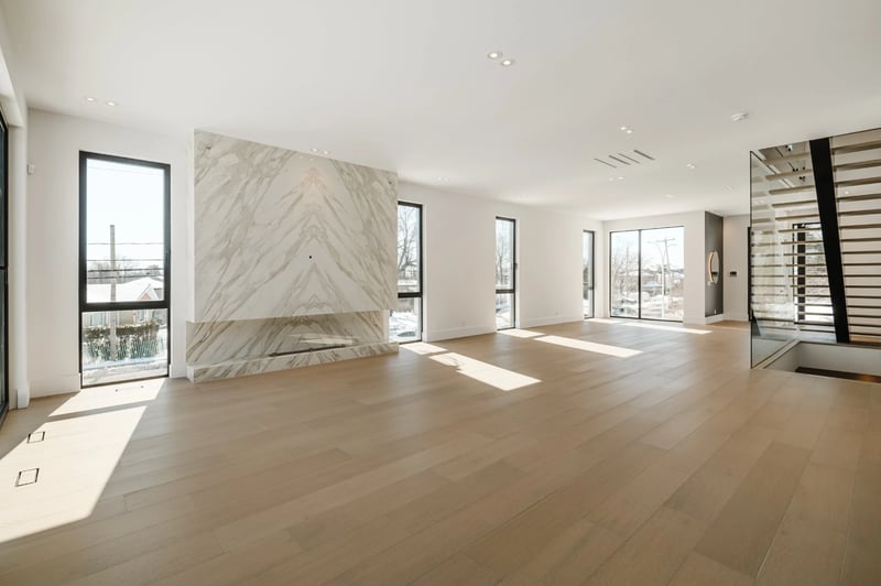 Luxury estate at 2040 Rue du Sommet Trinité, Saint-Bruno-de-Montarville, QC — photo 4