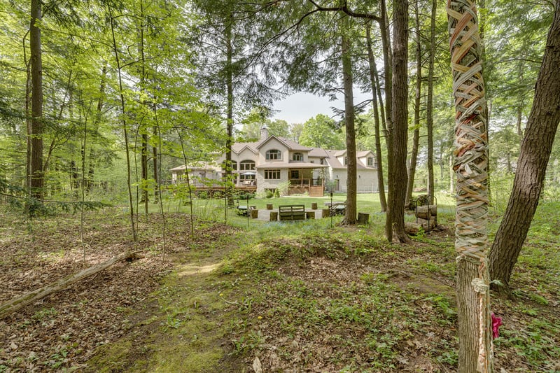 Luxury estate at 1105 Dalkab Crescent, Innisfil — photo 5