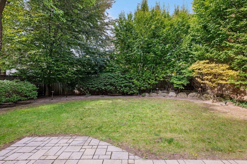 Luxury estate at 94 Munro Boulevard, Toronto, ON — photo 45