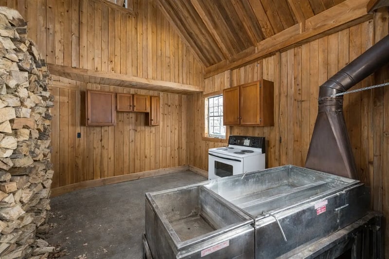 Luxury estate at 865 Rang de la Montagne, Saint-Paul-d'Abbotsford, QC — photo 43