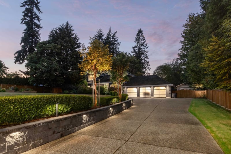 Luxury estate at 13877 32 Avenue, Surrey, BC — photo 31