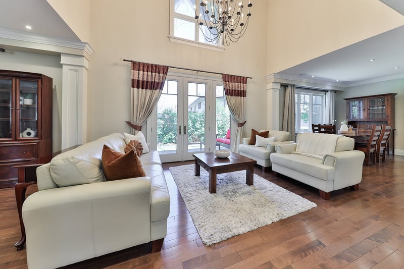 Luxury estate at 80 Oakes Drive, Mississauga, ON — photo 4