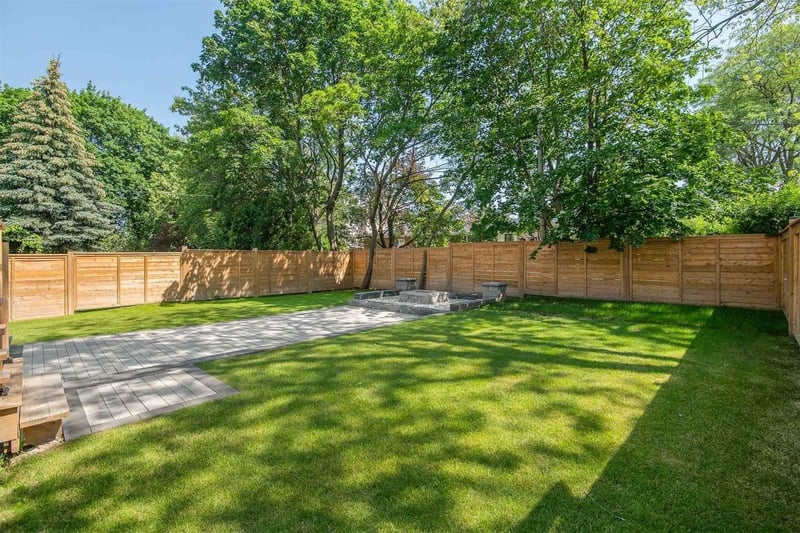 Luxury estate at 15 Bayberry Crescent, Toronto — photo 21