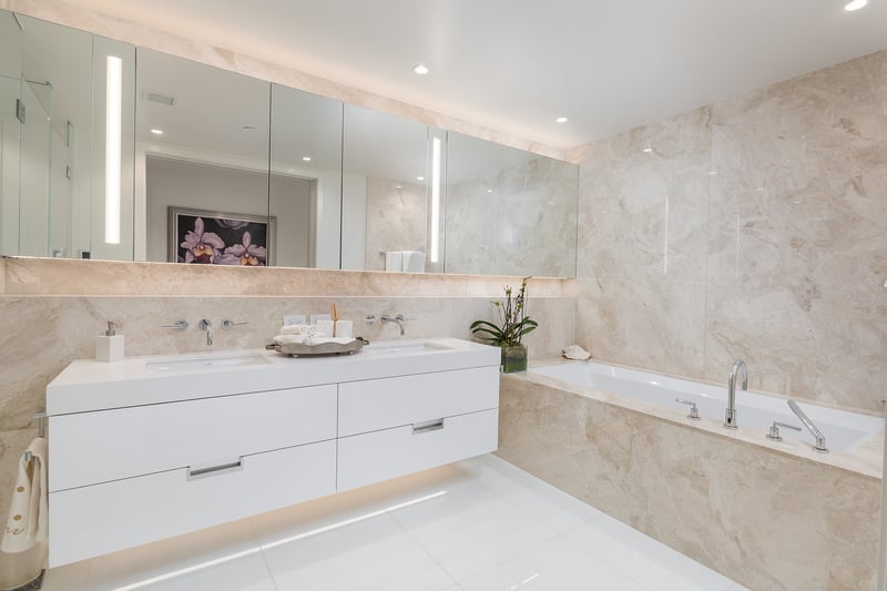 Luxury estate at 1355 Bellevue Avenue #206, West Vancouver, BC — photo 15