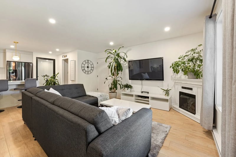 Luxury estate at 303 Rue Bergeron Est, Granby, QC — photo 28