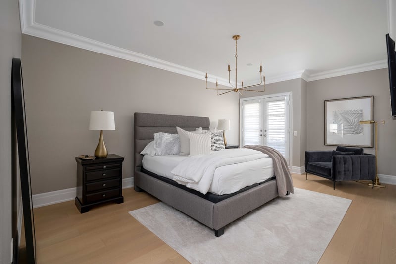Luxury estate at 253 Hanover Street, Oakville, ON — photo 17