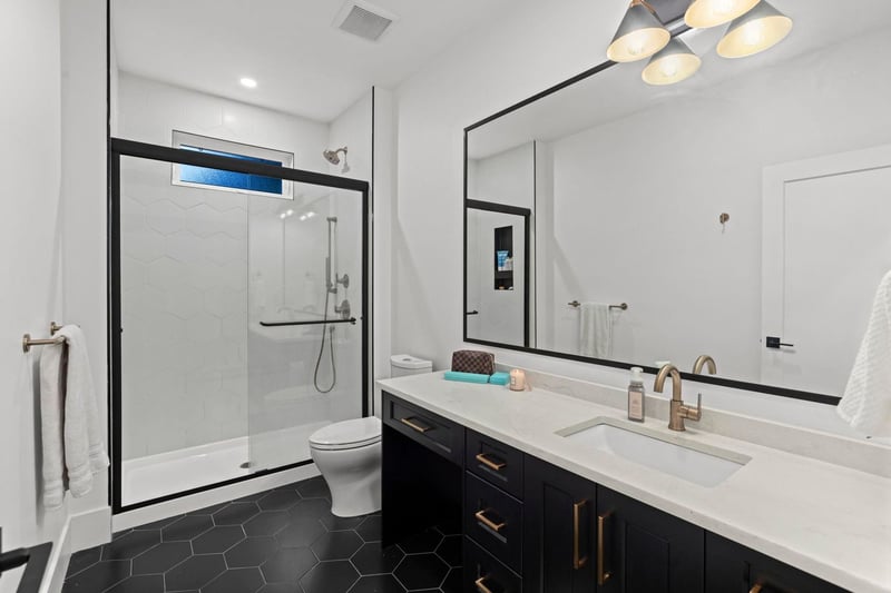 Luxury estate at 13026 16 Avenue, Surrey, BC — photo 21