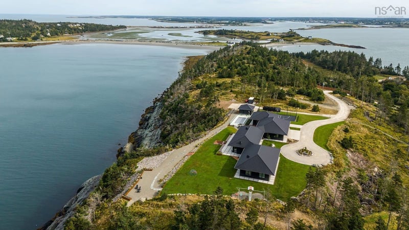 Luxury estate at 1766 Highway 304, Yarmouth, NS — photo 2