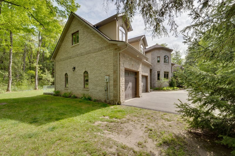 Luxury estate at 1105 Dalkab Crescent, Innisfil — photo 11