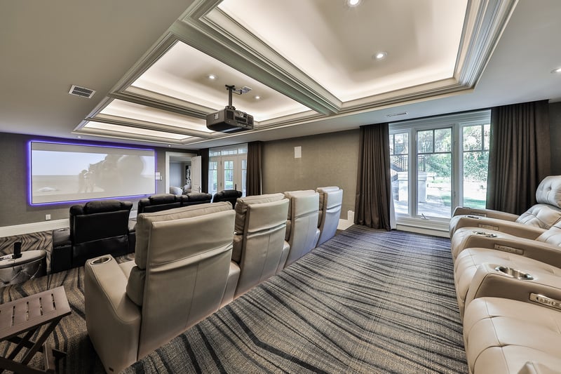 Luxury estate at Burlington — photo 42