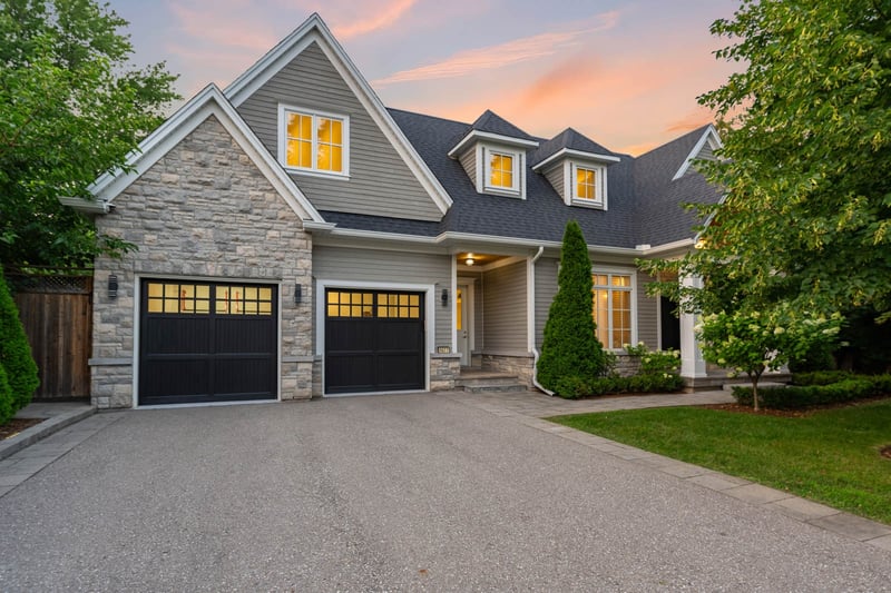 Luxury estate at 1077 Bridge Road, Oakville, ON — photo 21