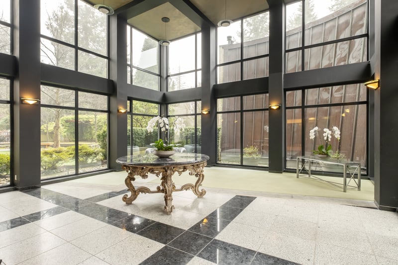 Luxury estate at 2088 Barclay Street #303, Vancouver, BC — photo 6