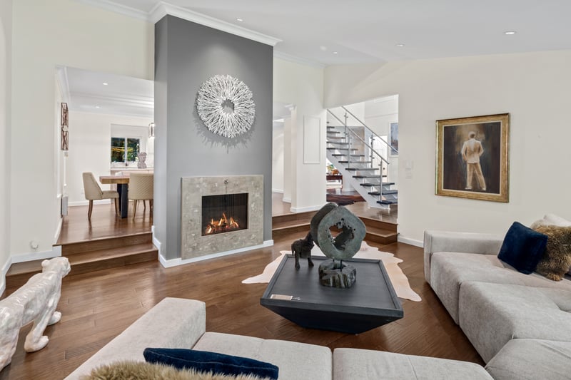 Luxury estate at 1007 Kentwood Place, Victoria, BC — photo 7