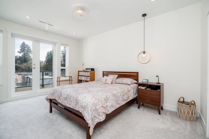 Luxury estate at 576 Linton Street, Coquitlam, BC — photo 15