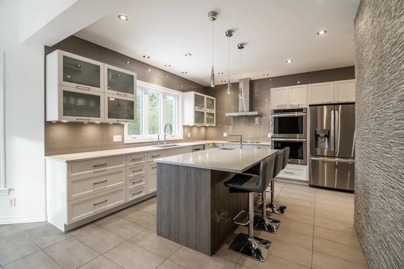 Luxury estate at 1970 Rue Mcintosh, Saint-Bruno-de-Montarville, QC — photo 8