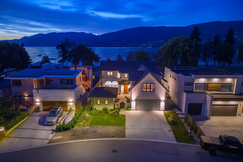 Luxury estate at 886 Lighthouse landing, Summerland, BC — photo 3