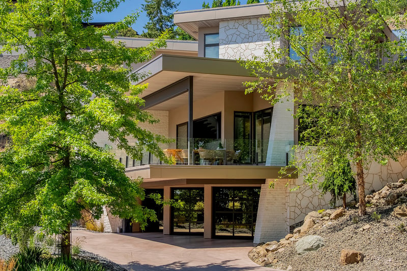 Luxury estate at 732 Highpointe Place, Kelowna, BC — photo 25