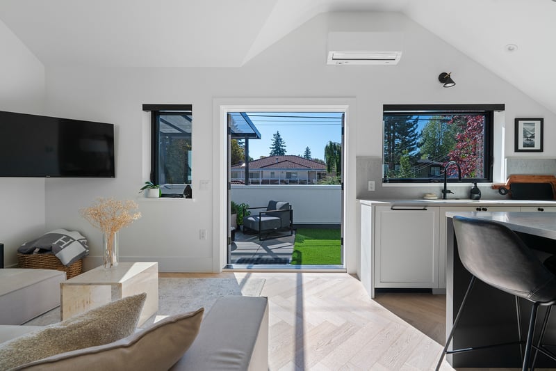 Luxury estate at 4921 Larch Street, Vancouver, BC — photo 4
