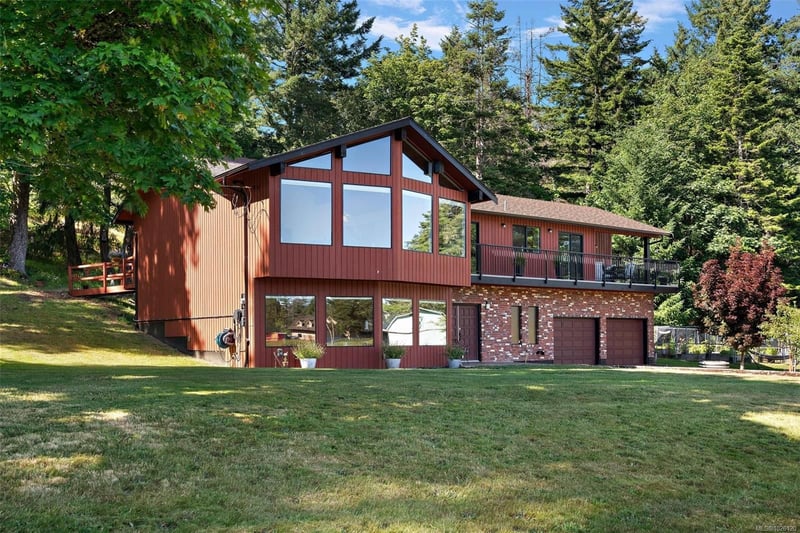 Luxury estate at 1649 Charlton Road, Victoria, BC — photo 17